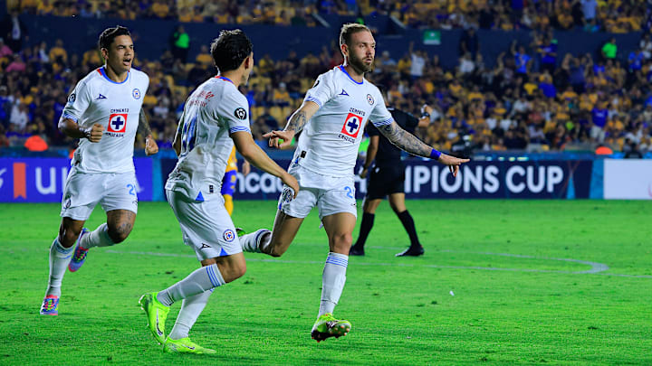 Tigres UANL v Cruz Azul - CONCACAF Champions Cup