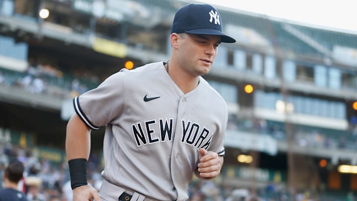 Los Yankees siguen tratando de firmar a Andrew Benintendi