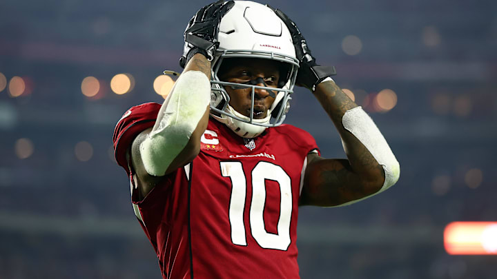 Dec 13, 2021; Glendale, Arizona, USA; Arizona Cardinals wide receiver DeAndre Hopkins (10) reacts