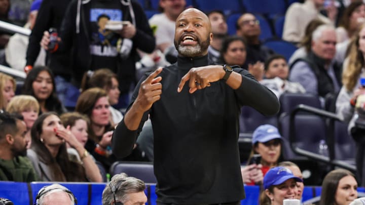 The Orlando Magic faltered again late as the team could not get on the same page in late-game execution and were unable to overcome their little mistakes.