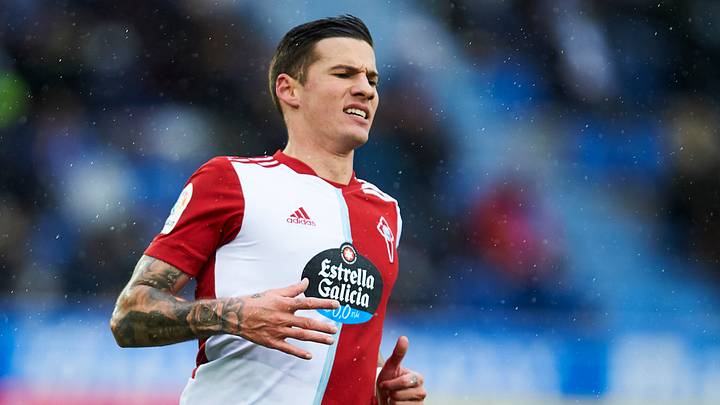 Santi Mina