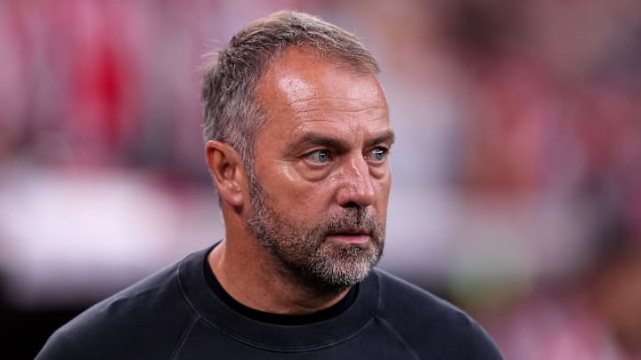 Gros coup dur pour Hansi Flick et le FC Barcelone. 