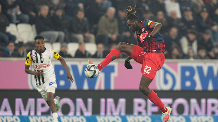 Oumar Solet (rechts)