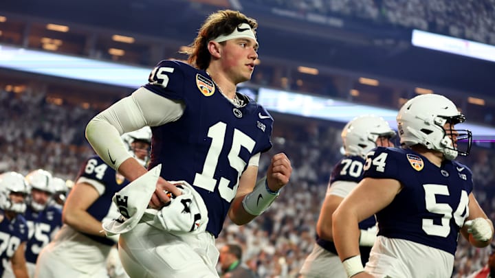Penn State football quarterback Drew Allar