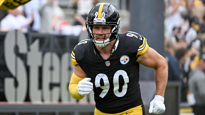 Oct 12, 2025; Pittsburgh, Pennsylvania, USA; Pittsburgh Steelers outside linebacker T.J. Watt (90) takes the field for a game against the Cleveland Browns at Acrisure Stadium. Mandatory Credit: Barry Reeger-Imagn Images