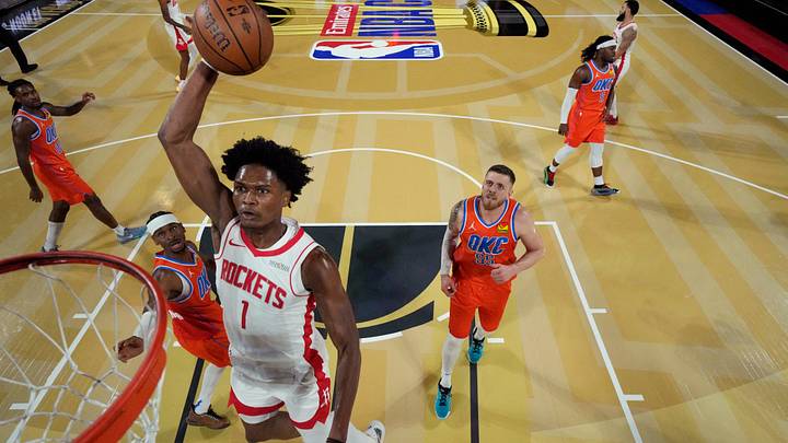 Dec 14, 2024; Las Vegas, Nevada, USA; Houston Rockets forward Amen Thompson (1) shoots against Oklahoma City Thunder guard Shai Gilgeous-Alexander (2) during the first half in a semifinal of the 2024 Emirates NBA Cup at T-Mobile Arena. Mandatory Credit: Kyle Terada/Pool Photo-Imagn Images Dec 14, 2024; Las Vegas, Nevada, USA; Houston Rockets forward Amen Thompson (1) shoots against Oklahoma City Thunder guard Shai Gilgeous-Alexander (2) during the first half in a semifinal of the 2024 Emirates NBA Cup at T-Mobile Arena. Mandatory Credit: Kyle Terada/Pool Photo-Imagn Images