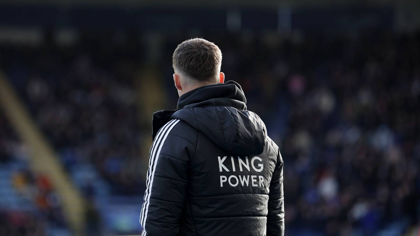 Leicester Blows 3-0 Lead, Faces Growing Pressure