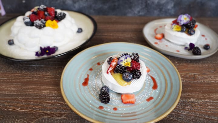 It‘s pavlova, but vegan.