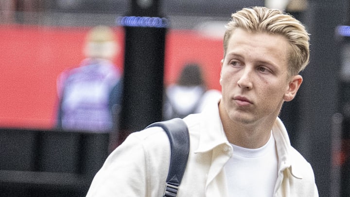 Oct 18, 2024; Austin, Texas, USA; Visa Cash App RB Formula One Team driver Liam Lawson (30) of Team New Zealand walks through the track entrance before practice for the 2024 US Grand Prix at Circuit of the Americas. Mandatory Credit: Jerome Miron-Imagn Images Oct 18, 2024; Austin, Texas, USA; Visa Cash App RB Formula One Team driver Liam Lawson (30) of Team New Zealand walks through the track entrance before practice for the 2024 US Grand Prix at Circuit of the Americas. Mandatory Credit: Jerome Miron-Imagn Images