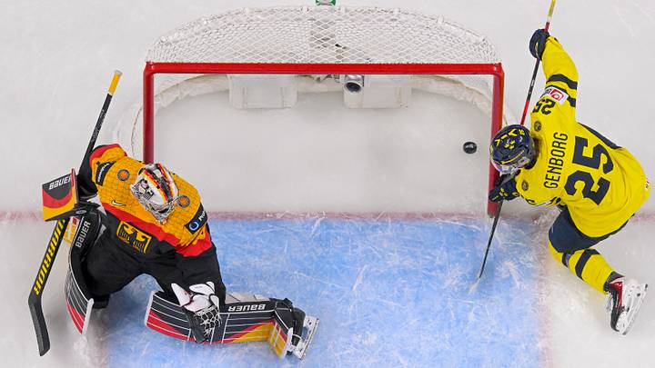 HOCKEY: DEC 29 IIHF World Junior Championship Germany vs Sweden