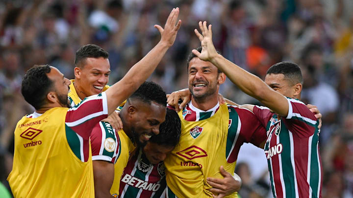 Maracanã lotado e vitória para coroar a despedida de Fred 