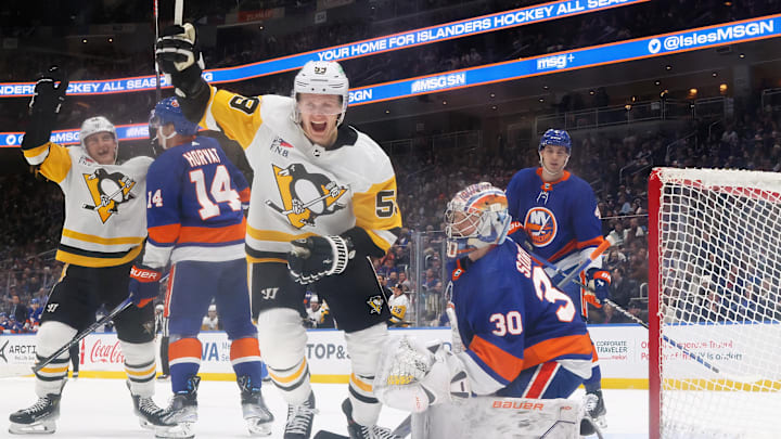 Pittsburgh Penguins v New York Islanders
