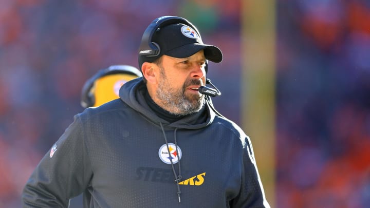 Jan 17, 2016; Denver, CO, USA; Pittsburgh Steelers offensive coordinator Todd Haley against the Denver Broncos during the AFC Divisional round playoff game at Sports Authority Field at Mile High. Mandatory Credit: Mark J. Rebilas-USA TODAY Sports