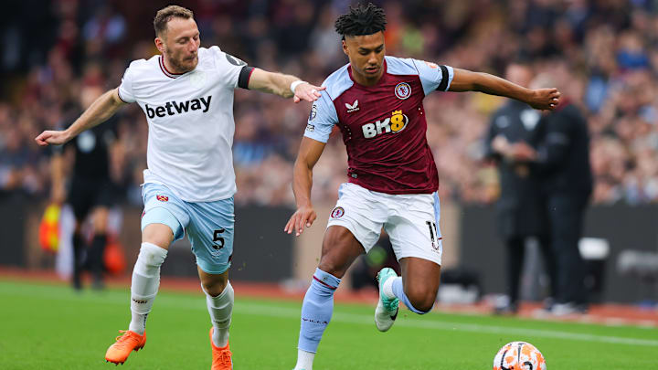 Aston Villa v West Ham United - Premier League