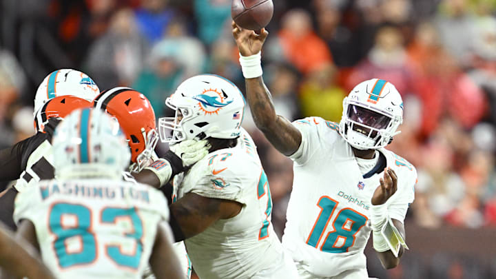 Miami Dolphins v Cleveland Browns
