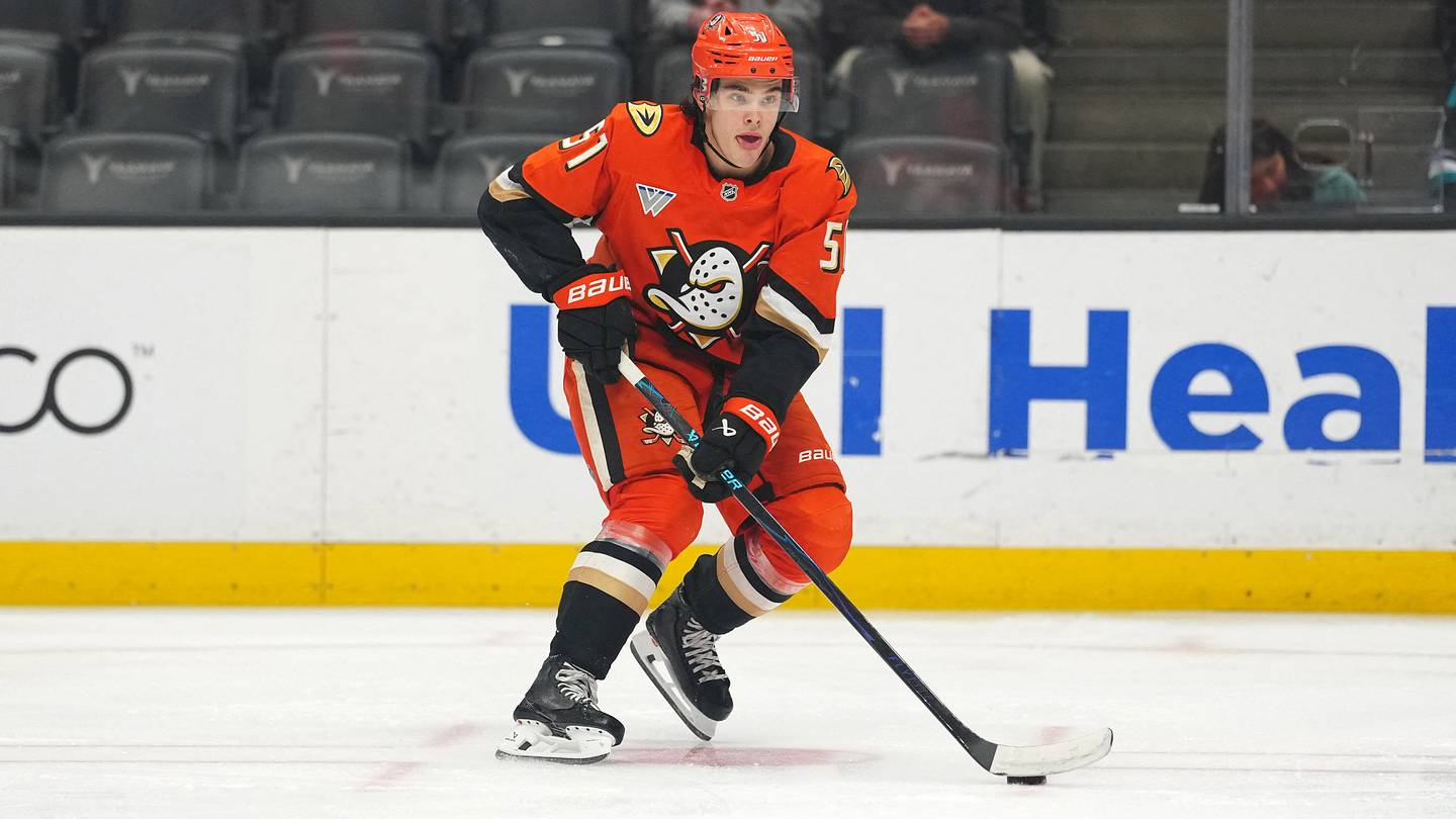 Olen Zellweger called a 'pretty special hockey player' by new Sabres teammate