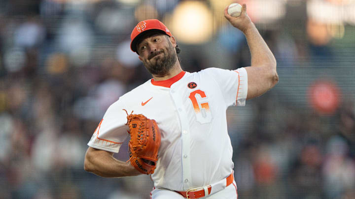 Aug 20, 2024; San Francisco, California, USA; San Francisco Giants pitcher Robbie Ray (23) pitches during the first inning against the Chicago White Sox at Oracle Park. Aug 20, 2024; San Francisco, California, USA; San Francisco Giants pitcher Robbie Ray (23) pitches during the first inning against the Chicago White Sox at Oracle Park.