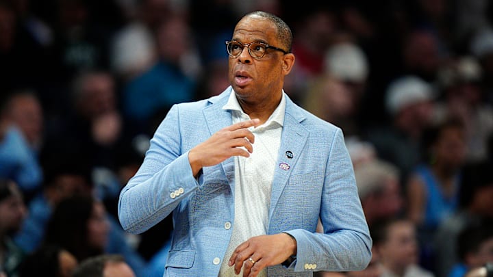 North Carolina head coach Hubert Davis