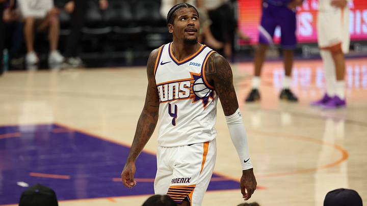 Oct 16, 2026; Phoenix, Arizona, USA; Phoenix Suns guard Jalen Green (4) looks to the crowd against the Utah Jazz in the second half at Mortgage Matchup Center. Mandatory Credit: Anna Carrington-Imagn Images Oct 16, 2026; Phoenix, Arizona, USA; Phoenix Suns guard Jalen Green (4) looks to the crowd against the Utah Jazz in the second half at Mortgage Matchup Center. Mandatory Credit: Anna Carrington-Imagn Images