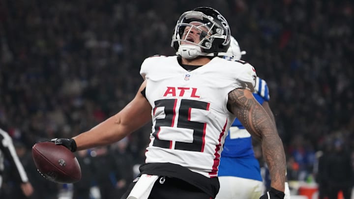 Nov 9, 2025; Berlin, Germany; Atlanta Falcons running back Tyler Allgeier (25) celebrates after scoring a touchdown against the Indianapolis Colts during the NFL Berlin Game at Olympic Stadium. Mandatory Credit: Kirby Lee-Imagn Images