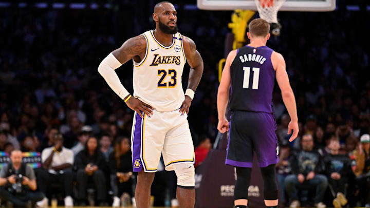 Sacramento Kings v Los Angeles Lakers