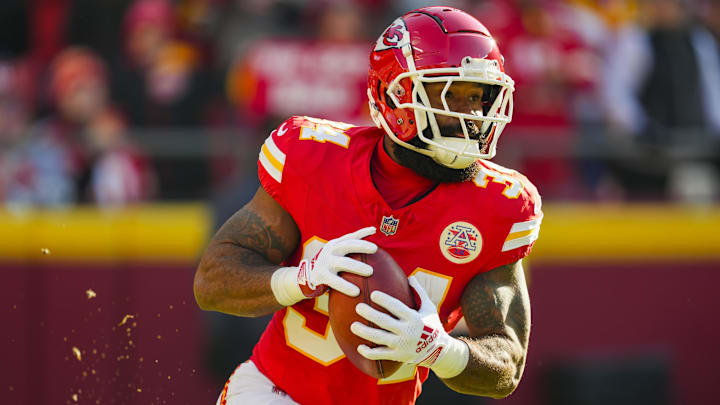 Nov 29, 2024; Kansas City, Missouri, USA; Kansas City Chiefs running back Samaje Perine (34) returns a kickoff during the first half against the Las Vegas Raiders at GEHA Field at Arrowhead Stadium. Mandatory Credit: Jay Biggerstaff-Imagn Images