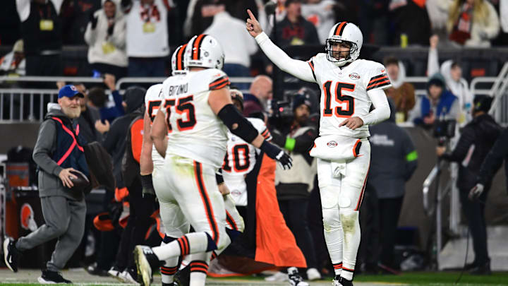 Dec 28, 2023; Cleveland, Ohio, USA; Cleveland Browns quarterback Joe Flacco (15) celebrates after a touchdown pass against the New York Jets during the first half at Cleveland Browns Stadium. Mandatory Credit: Ken Blaze-Imagn Images