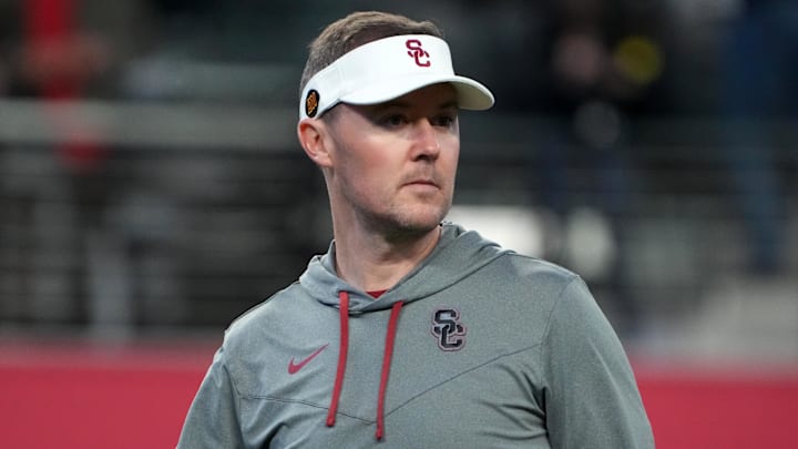 Dec 2, 2022; Las Vegas, NV, USA; Southern California Trojans head coach Lincoln Riley reacts in the first half of the Pac-12 Championship against the Utah Utes at Allegiant Stadium. Mandatory Credit: Kirby Lee-Imagn Images