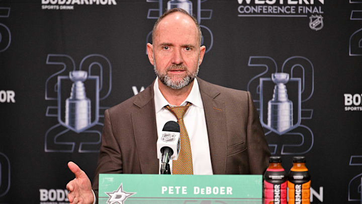 Peter DeBoer addresses reporters after the Stars' loss to the Oilers.