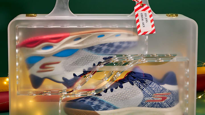 Skechers stole the spotlight with its star player's sneakers on Christmas Day.