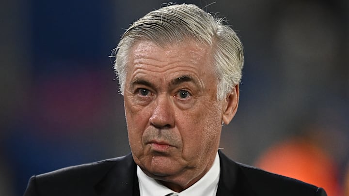 Carlo Ancelotti in a difficult situation at Real Madrid