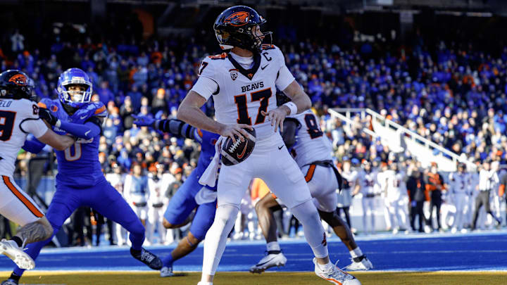 Nov 29, 2024; Boise, Idaho, USA; Oregon State Beavers quarterback Ben Gulbranson (17) during the second half against the Boise State Broncos at Albertsons Stadium. Boise State defeats Oregon State 34-18. Mandatory Credit: Brian Losness-Imagn Images Nov 29, 2024; Boise, Idaho, USA; Oregon State Beavers quarterback Ben Gulbranson (17) during the second half against the Boise State Broncos at Albertsons Stadium. Boise State defeats Oregon State 34-18. Mandatory Credit: Brian Losness-Imagn Images