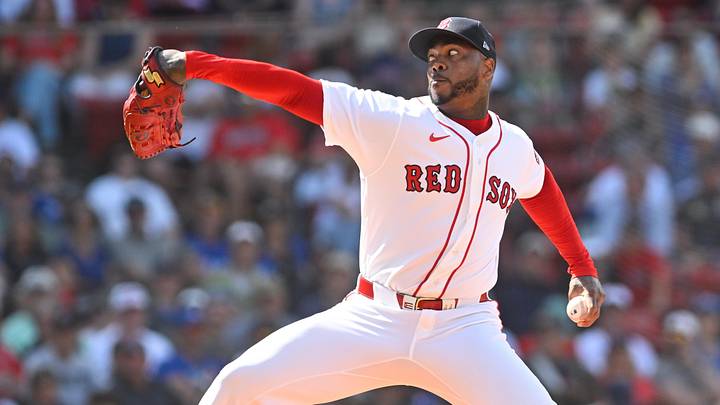 Jun 18, 2026; Boston, Massachusetts, USA; Boston Red Sox relief pitcher Aroldis Chapman (44) pitches against the Toronto Blue Jays during the ninth inning at Fenway Park. Mandatory Credit: Eric Canha-Imagn Images Jun 18, 2026; Boston, Massachusetts, USA; Boston Red Sox relief pitcher Aroldis Chapman (44) pitches against the Toronto Blue Jays during the ninth inning at Fenway Park. Mandatory Credit: Eric Canha-Imagn Images