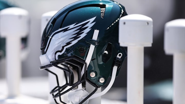 Aug 16, 2025; Philadelphia, Pennsylvania, USA; Philadelphia Eagles helmet on the bench during a game against the Cleveland Browns at Lincoln Financial Field. Mandatory Credit: Bill Streicher-Imagn Images Aug 16, 2025; Philadelphia, Pennsylvania, USA; Philadelphia Eagles helmet on the bench during a game against the Cleveland Browns at Lincoln Financial Field. Mandatory Credit: Bill Streicher-Imagn Images
