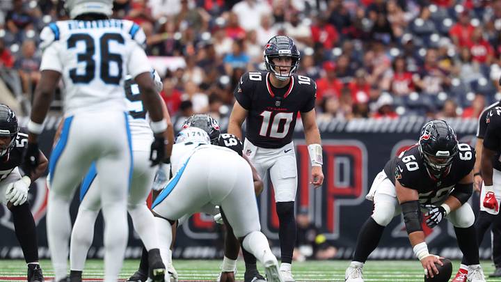Aug 16, 2025; Houston, Texas, USA; Houston Texans quarterback Davis Mills (10) calls a play during the game against the Carolina Panthers at NRG Stadium. Mandatory Credit: Troy Taormina-Imagn Images Aug 16, 2025; Houston, Texas, USA; Houston Texans quarterback Davis Mills (10) calls a play during the game against the Carolina Panthers at NRG Stadium. Mandatory Credit: Troy Taormina-Imagn Images
