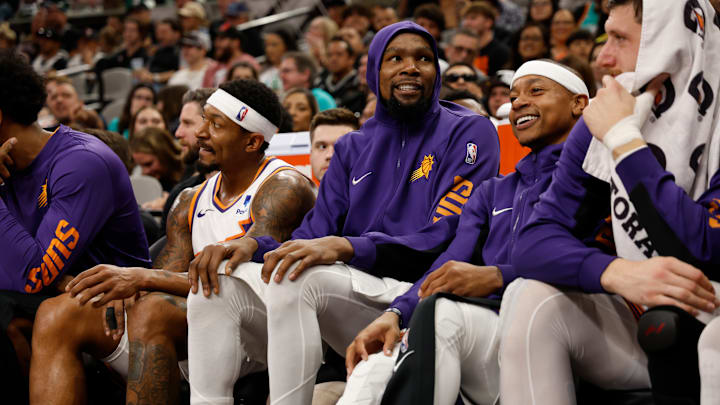 Phoenix Suns v San Antonio Spurs