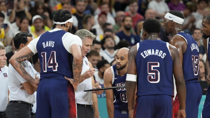 Jul 28, 2024; Villeneuve-d'Ascq, France; United States head coach Steve Kerr talks to the team during a timeout in the first quarter against Serbia during the Paris 2024 Olympic Summer Games at Stade Pierre-Mauroy. Mandatory Credit: John David Mercer-USA TODAY Sports Jul 28, 2024; Villeneuve-d'Ascq, France; United States head coach Steve Kerr talks to the team during a timeout in the first quarter against Serbia during the Paris 2024 Olympic Summer Games at Stade Pierre-Mauroy. Mandatory Credit: John David Mercer-USA TODAY Sports