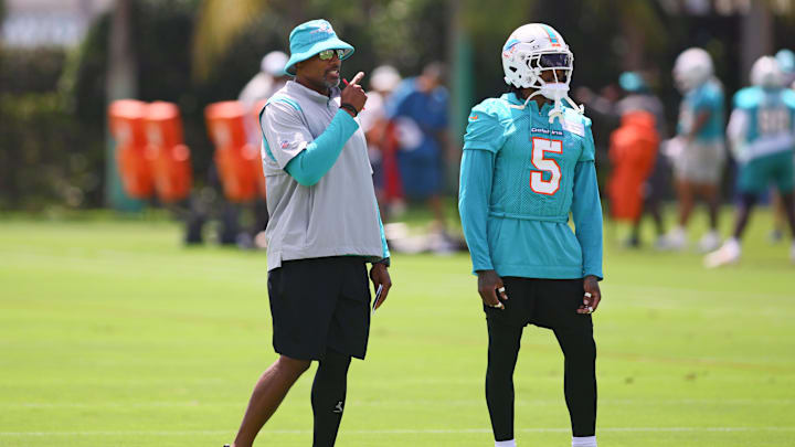 Miami Dolphins defensive coordinator Anthony Weaver talks to cornerback Jalen Ramsey (5) during mandatory minicamp at Baptist Health Training Complex.