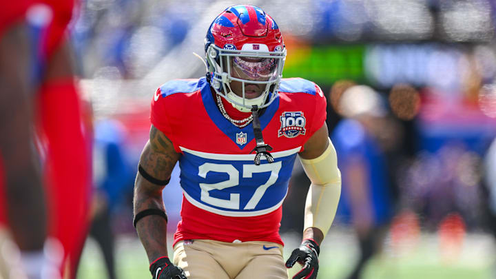 Sep 8, 2024; East Rutherford, New Jersey, USA; New York Giants safety Jason Pinnock (27) warms up before a game against the Minnesota Vikings at MetLife Stadium. Sep 8, 2024; East Rutherford, New Jersey, USA; New York Giants safety Jason Pinnock (27) warms up before a game against the Minnesota Vikings at MetLife Stadium.