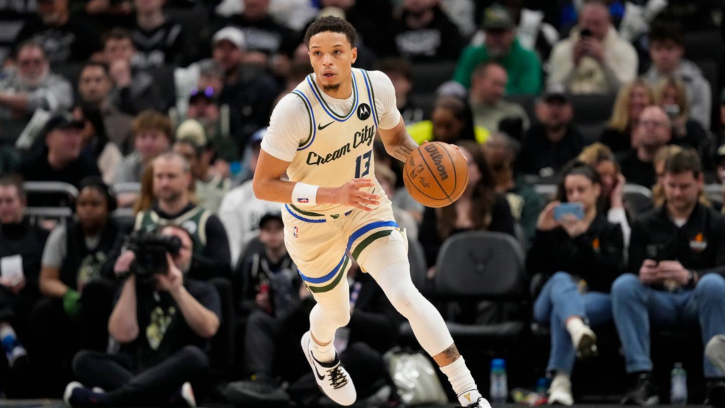 One goal for every Milwaukee Bucks' player: Ryan Rollins' hype train