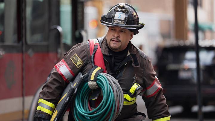 CHICAGO FIRE — “Firehouse 66” Episode 1416 — Pictured: Joe Minoso as Cruz — (Photo by: Peter Gordon/NBC) CHICAGO FIRE — “Firehouse 66” Episode 1416 — Pictured: Joe Minoso as Cruz — (Photo by: Peter Gordon/NBC)