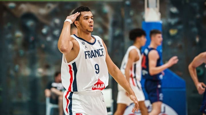 Noah Penda France Forward