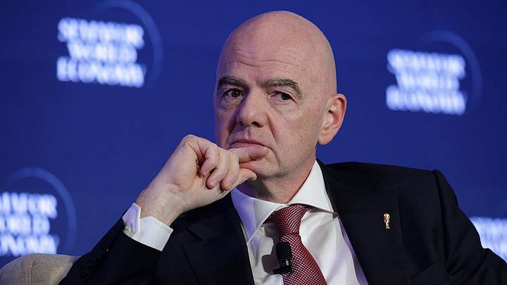FIFA因"鲁莽"的世界杯饮水限制令在最后关头遭到强烈批评
