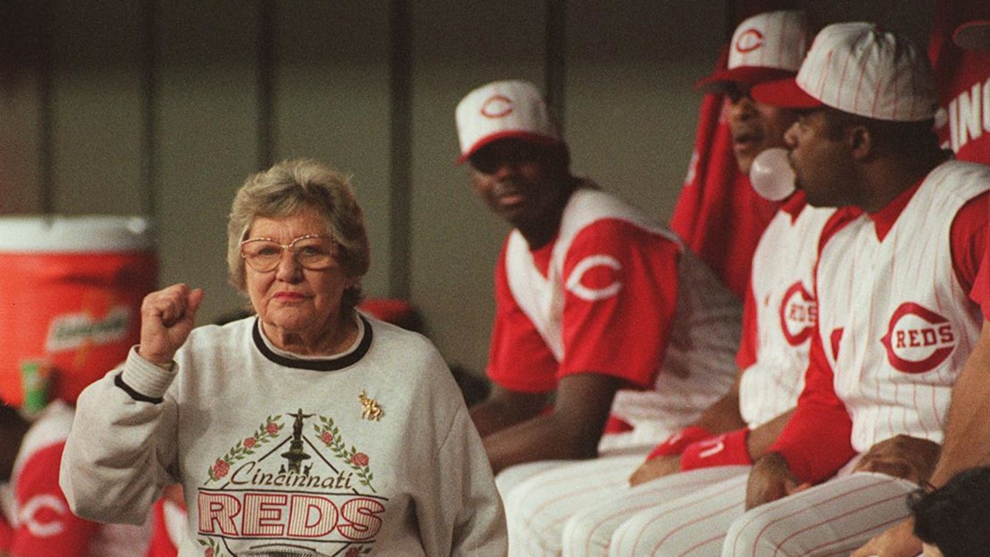 Former Reds Outfielder Shares Interesting Story About Former Owner ...