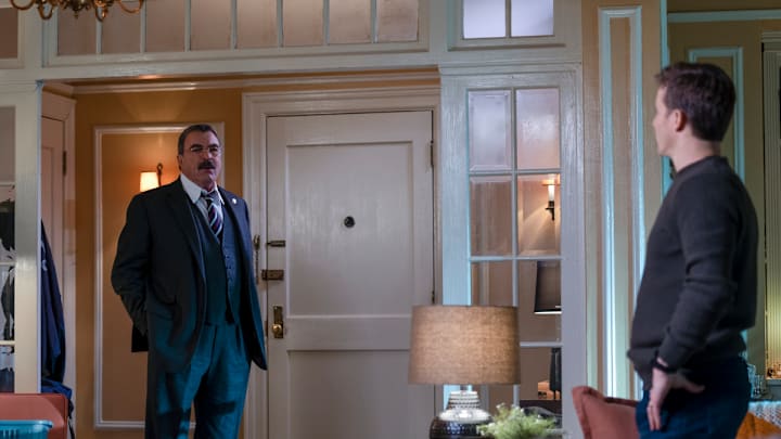 “Hidden Motive” – Frank is blindsided when Mayor Chase bypasses him with a request for Jamie to head his security detail. Also, Danny and Baez investigate the murder of a wealthy college student; Eddie experiences tension with her partner, Badillo (Ian Quinlan), when she arrests an protestor against his wishes; and Anthony scrambles to help his half-brother when he fears money woes are leading his sibling down the wrong path, on the CBS Original series BLUE BLOODS, Friday, April 1 (10:00-11:00