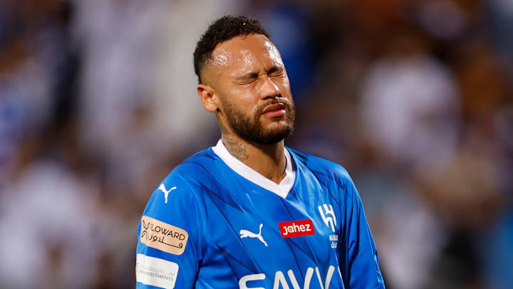 Neymar Jr prefirió el dinero que el tema deportivo en varias ocasiones Neymar Jr prefirió el dinero que el tema deportivo en varias ocasiones