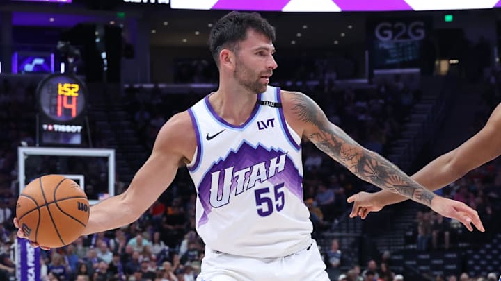 Mar 21, 2026; Salt Lake City, Utah, USA; Utah Jazz guard John Konchar (55) looks to pass against the Philadelphia 76ers during the second half at Delta Center. Mandatory Credit: Rob Gray-Imagn Images Mar 21, 2026; Salt Lake City, Utah, USA; Utah Jazz guard John Konchar (55) looks to pass against the Philadelphia 76ers during the second half at Delta Center. Mandatory Credit: Rob Gray-Imagn Images