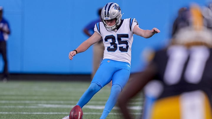 Aug 21, 2025; Charlotte, North Carolina, USA; Carolina Panthers place kicker Ryan Fitzgerald (35) during the first quarter against the Pittsburgh Steelers at Bank of America Stadium. Mandatory Credit: Jim Dedmon-Imagn Images Aug 21, 2025; Charlotte, North Carolina, USA; Carolina Panthers place kicker Ryan Fitzgerald (35) during the first quarter against the Pittsburgh Steelers at Bank of America Stadium. Mandatory Credit: Jim Dedmon-Imagn Images
