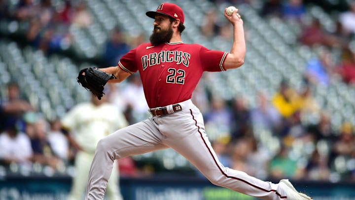 Arizona Diamondbacks v Milwaukee Brewers