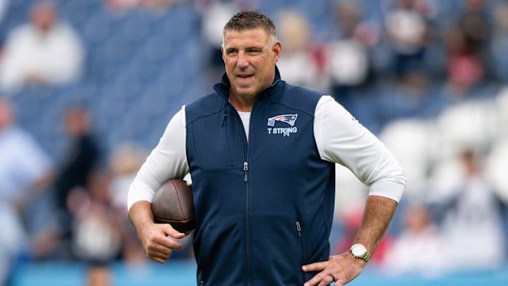 Oct 19, 2025; Nashville, Tennessee, USA;  New England Patriots head coach Mike Vrabel during pre-game warmups at Nissan Stadium. Mandatory Credit: Steve Roberts-Imagn Images